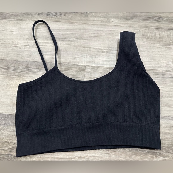 NVGTN Classic Black Sports Bra - Picture 2 of 3